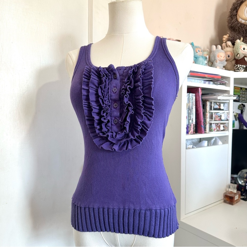 Vintage twee fairycore milkmaid purple form fitting knit tank top ruffled chest
